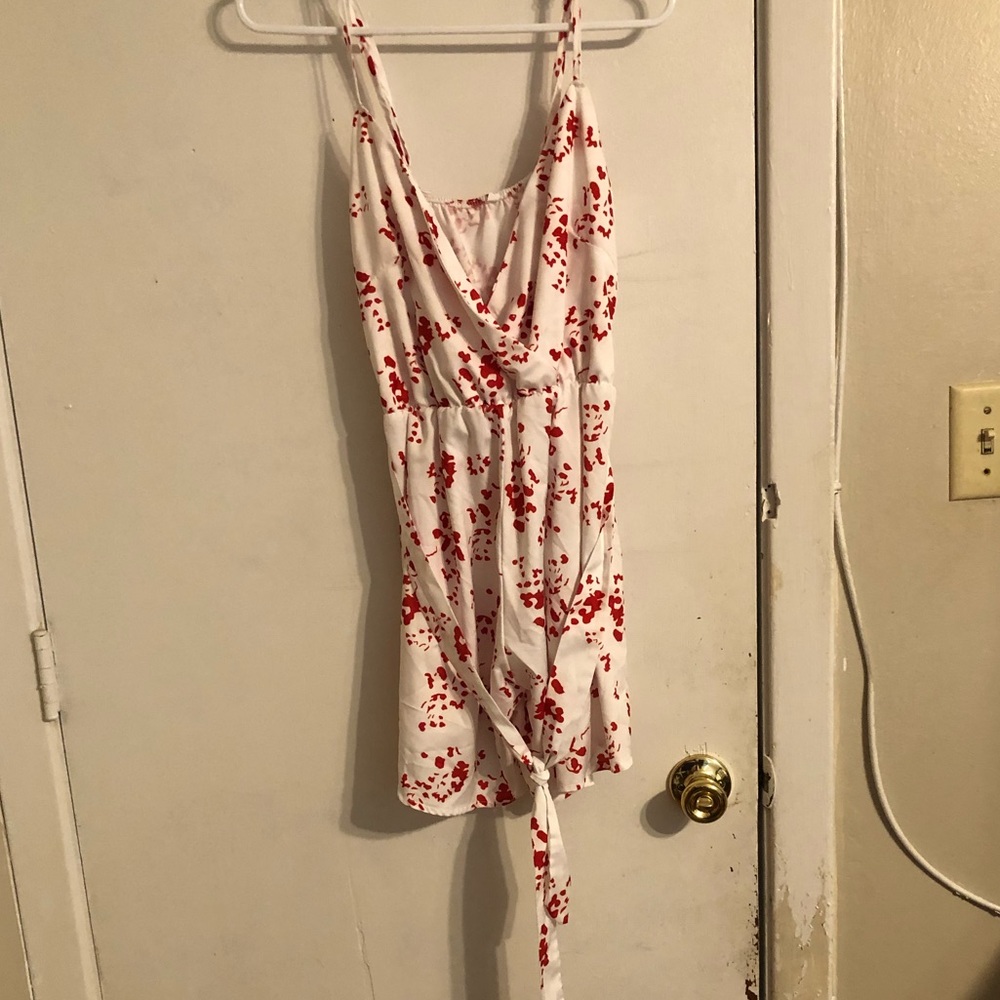 Size s, red and white romper.
